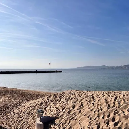 Carina- 2-4 Pers- Standing Hyper Centre Climatisé Apartamento Saint-Raphaël