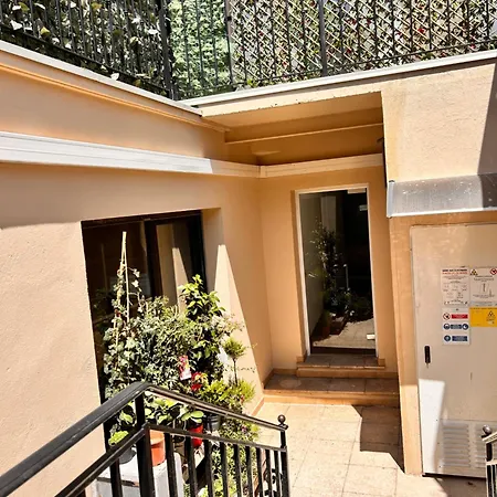 Carina- 2-4 Pers- Standing Hyper Centre Climatisé Saint-Raphaël